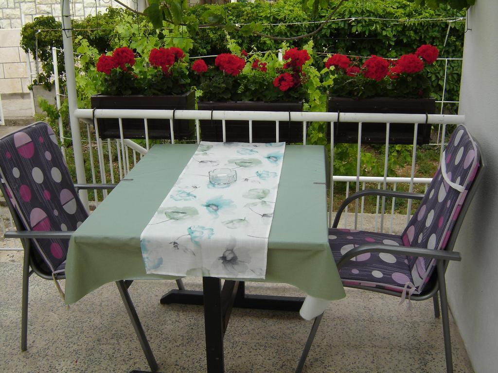 Apartmani Luna Hvar Town Exterior photo