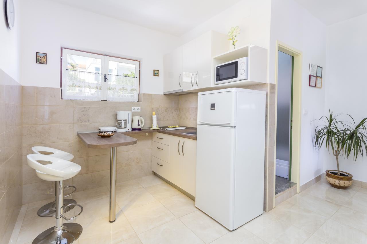 Apartmani Luna Hvar Town Exterior photo