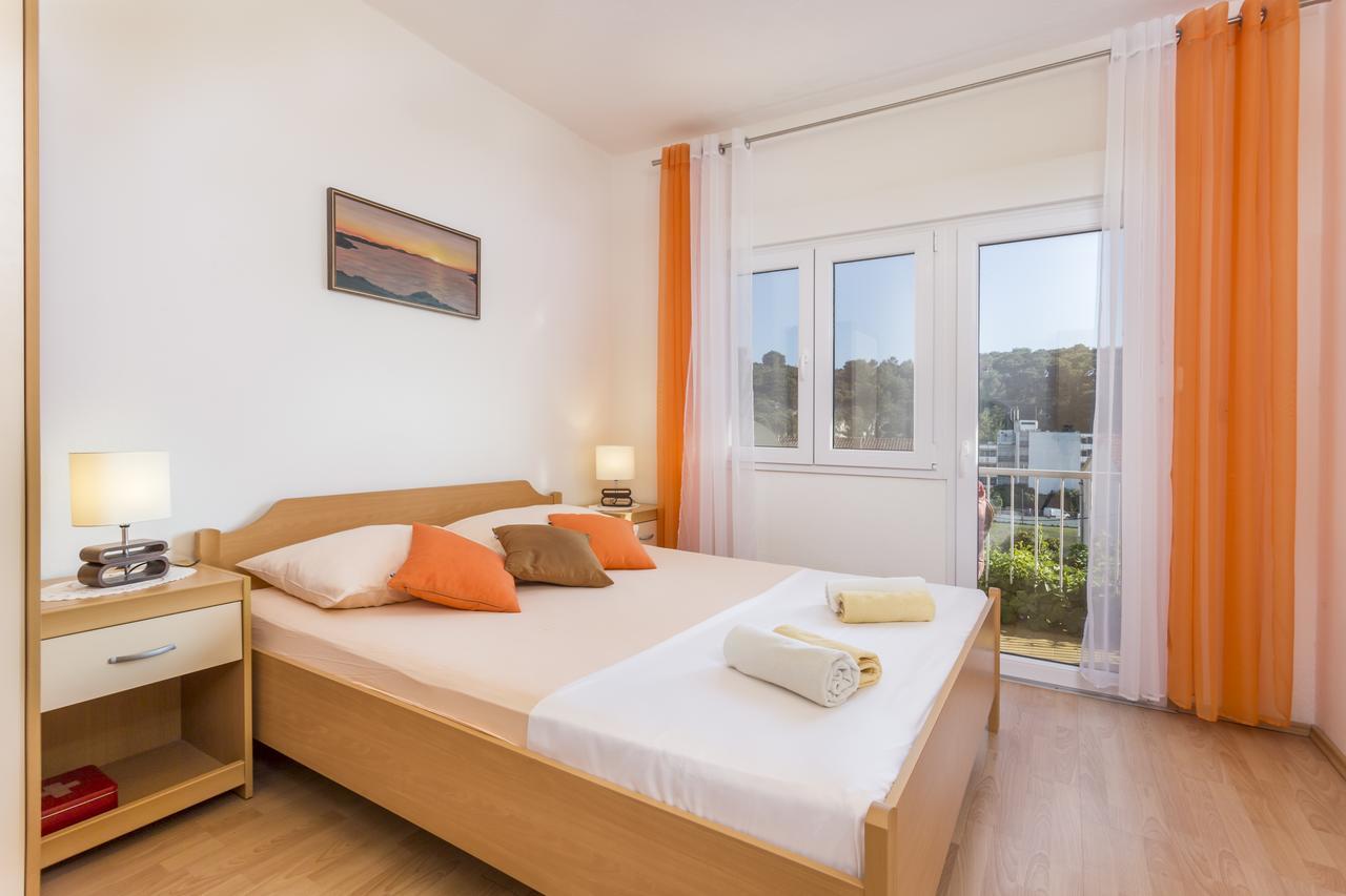 Apartmani Luna Hvar Town Exterior photo